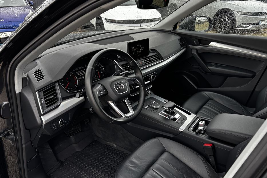Продам Audi Q5 Quattro авто у Львові 2018 года в Львове
