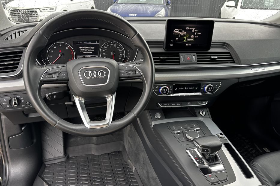 Продам Audi Q5 Quattro авто у Львові 2018 года в Львове
