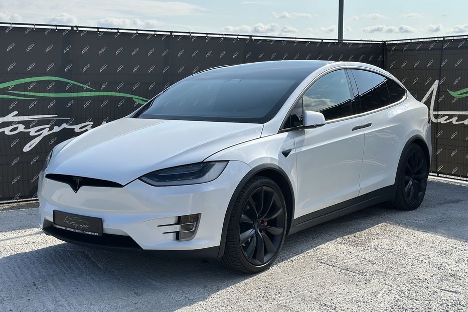 Продам Tesla Model X P100D Ludicros 2019 года в Киеве