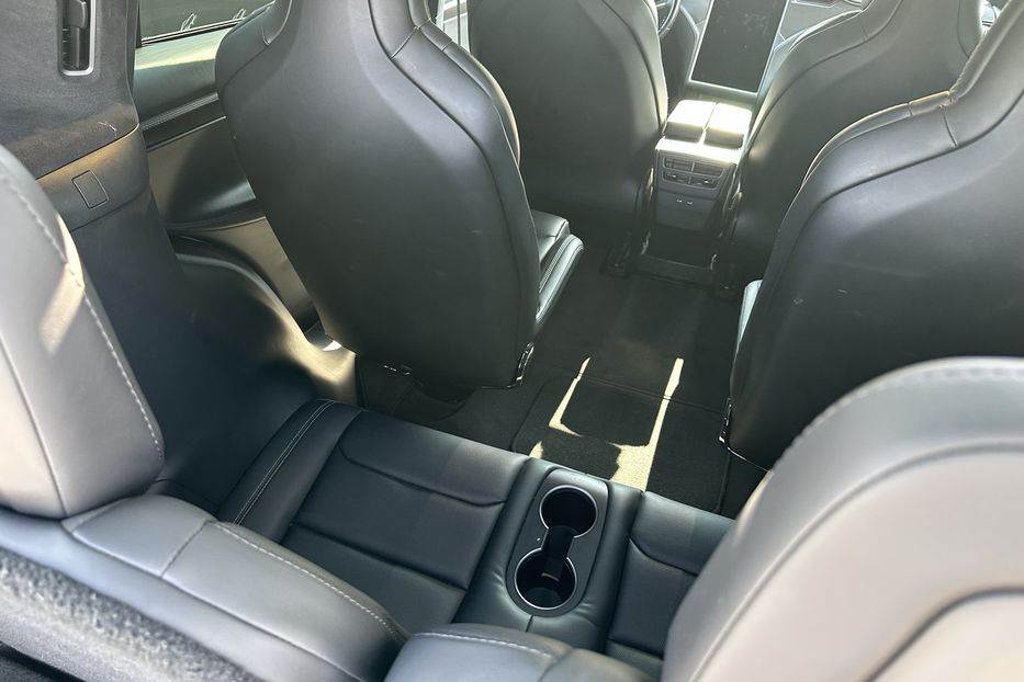 Продам Tesla Model X P100D Ludicros 2019 года в Киеве