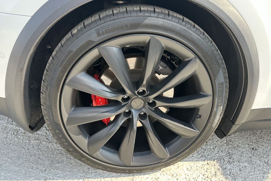 Продам Tesla Model X P100D Ludicros 2019 года в Киеве