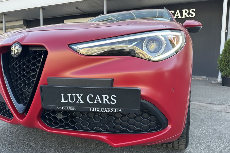 Продам Alfa Romeo Stelvio 2017 года в Киеве
