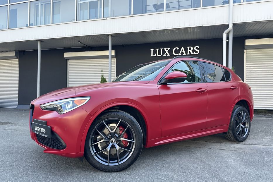 Продам Alfa Romeo Stelvio 2017 года в Киеве