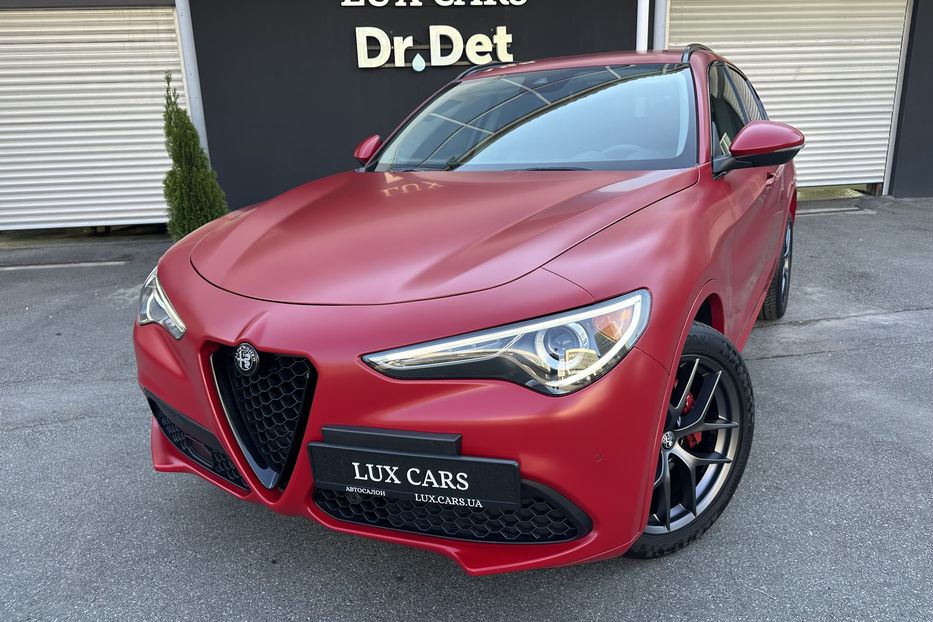 Продам Alfa Romeo Stelvio 2017 года в Киеве