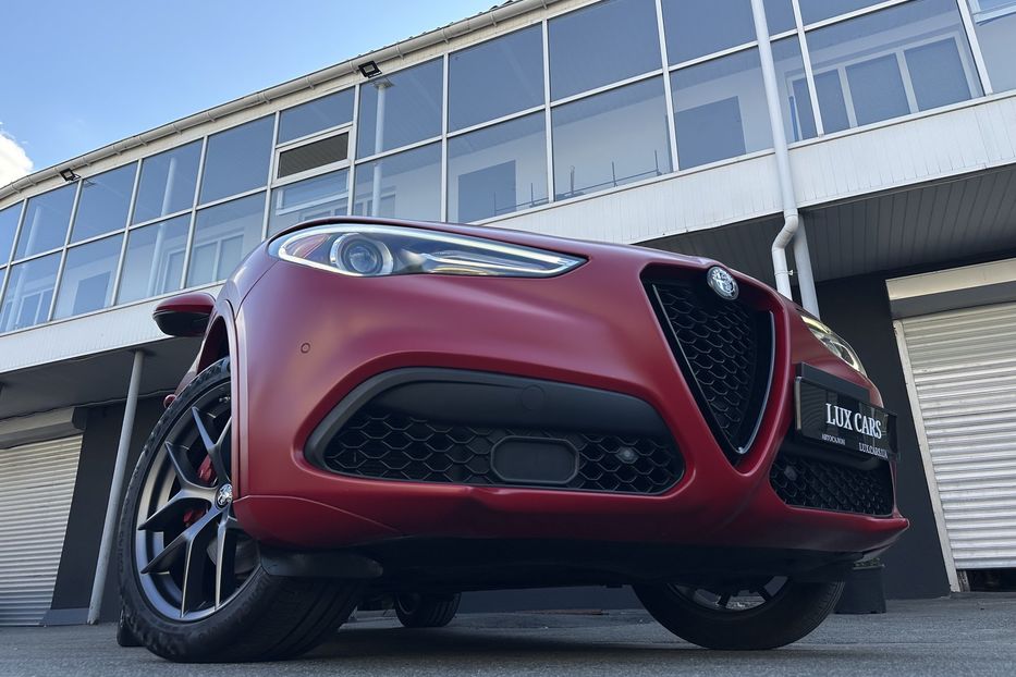 Продам Alfa Romeo Stelvio 2017 года в Киеве