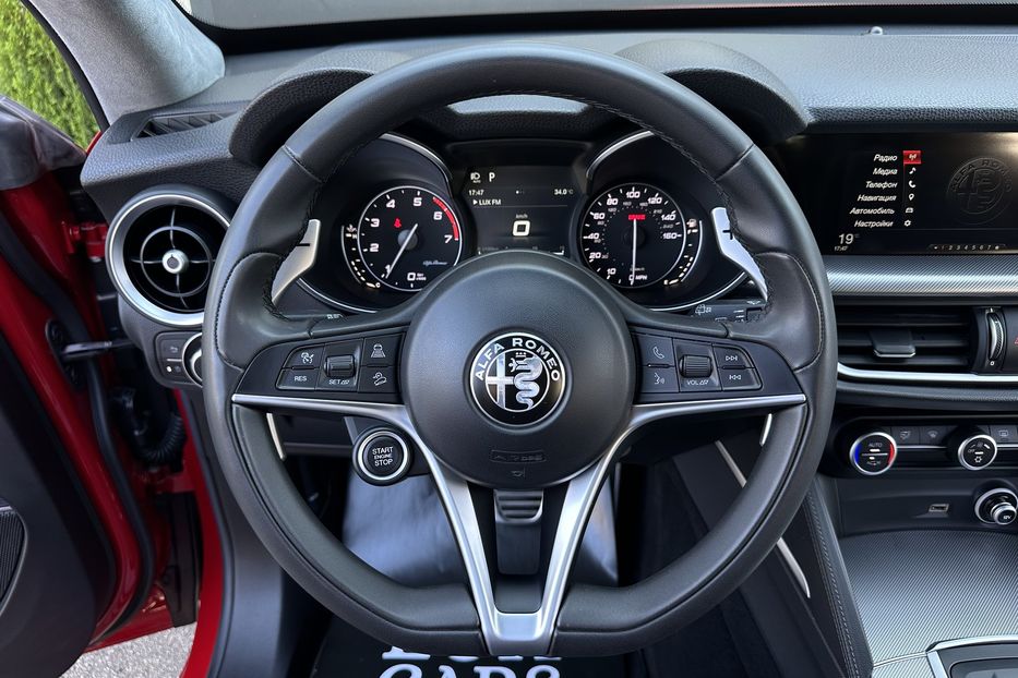 Продам Alfa Romeo Stelvio 2017 года в Киеве