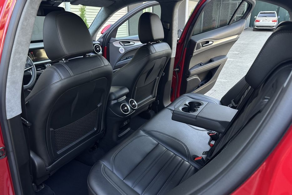 Продам Alfa Romeo Stelvio 2017 года в Киеве