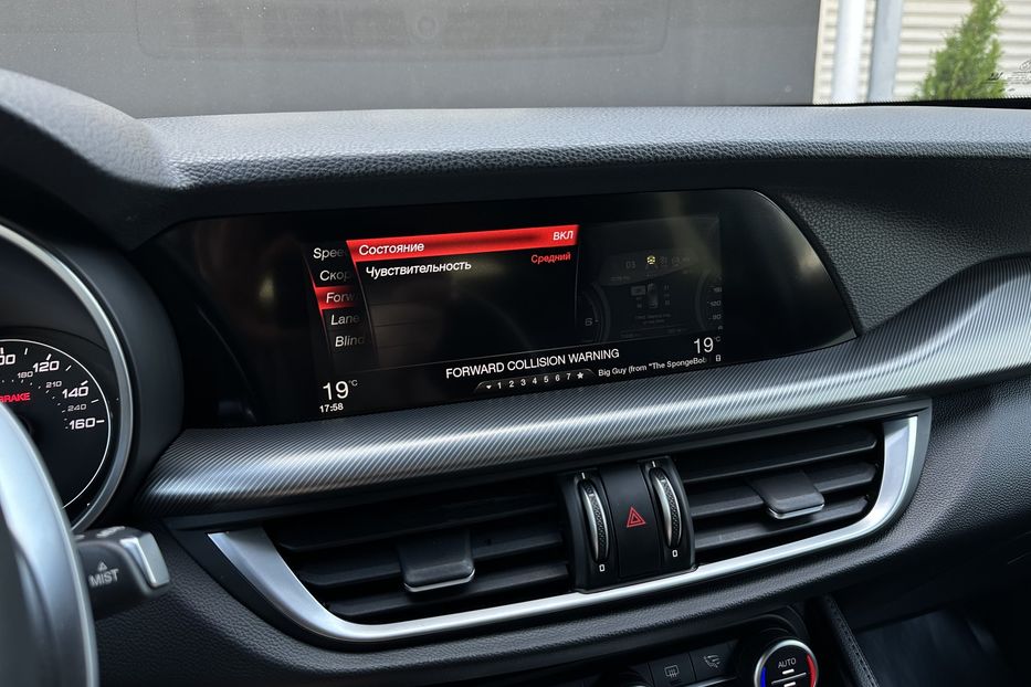 Продам Alfa Romeo Stelvio 2017 года в Киеве