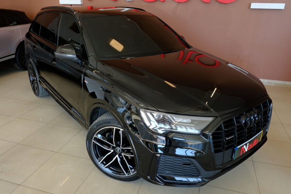 Продам Audi Q8 2023 года в Одессе