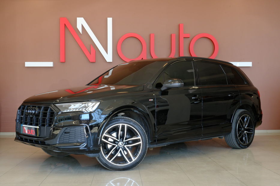 Продам Audi Q8 2023 года в Одессе
