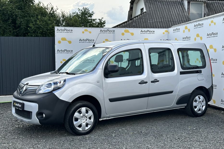 Продам Renault Kangoo пасс. 33 квт 2019 года в Луцке