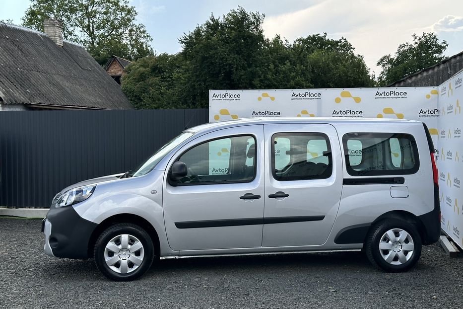 Продам Renault Kangoo пасс. 33 квт 2019 года в Луцке