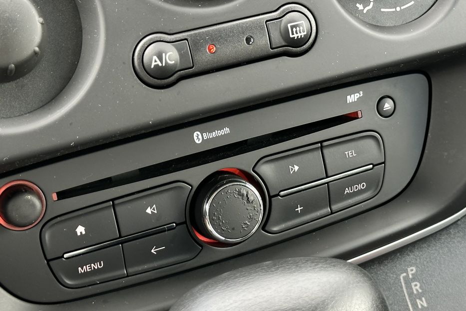 Продам Renault Kangoo пасс. 33 квт 2019 года в Луцке