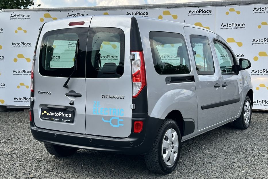 Продам Renault Kangoo пасс. 33 квт 2019 года в Луцке