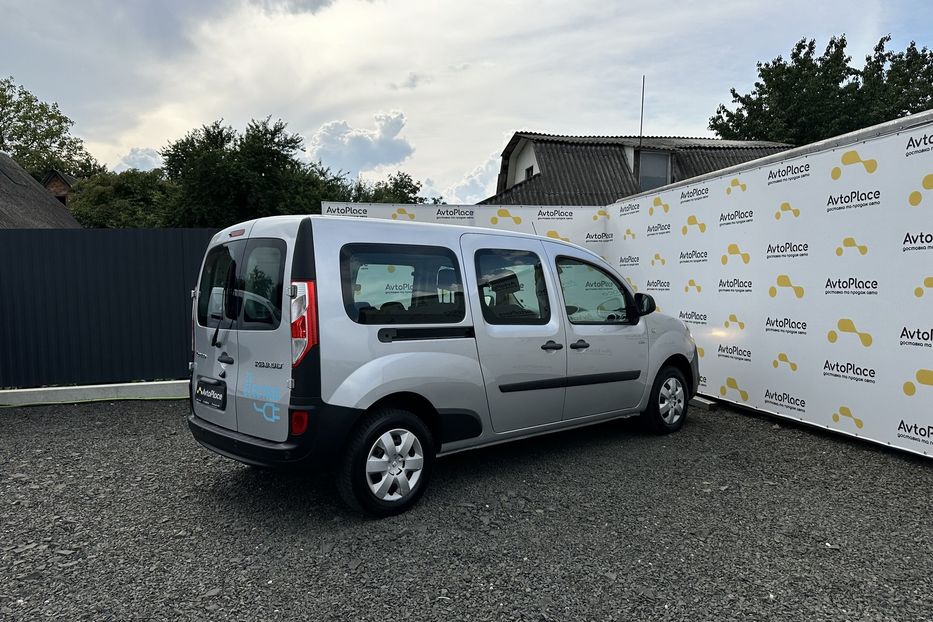 Продам Renault Kangoo пасс. 33 квт 2019 года в Луцке