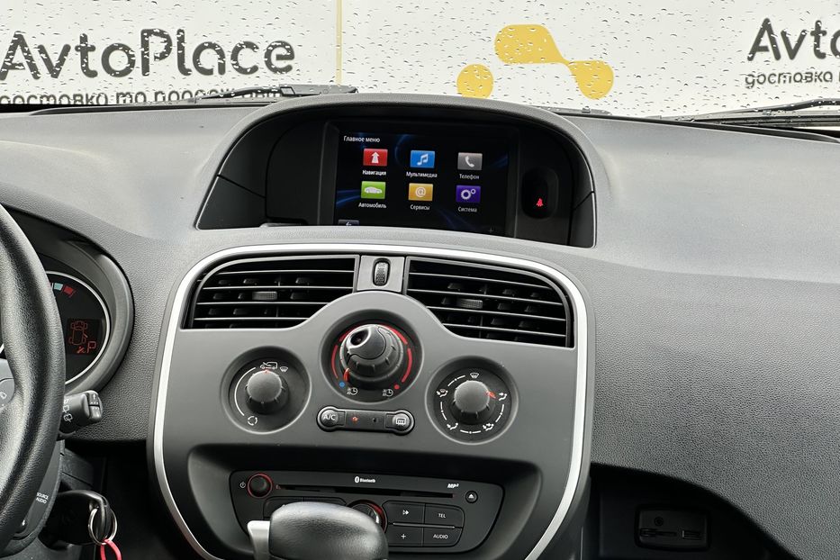 Продам Renault Kangoo пасс. 33 квт 2019 года в Луцке