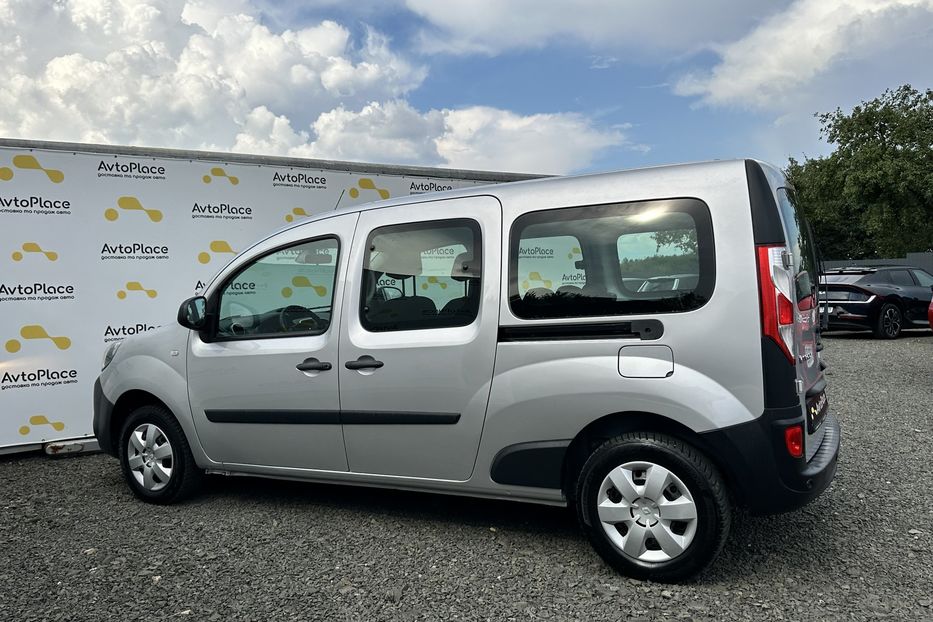 Продам Renault Kangoo пасс. 33 квт 2019 года в Луцке