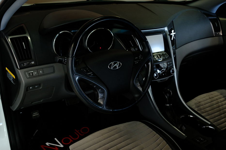 Продам Hyundai Sonata 2012 года в Одессе