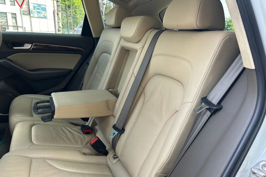 Продам Audi Q5 2013 года в Черновцах