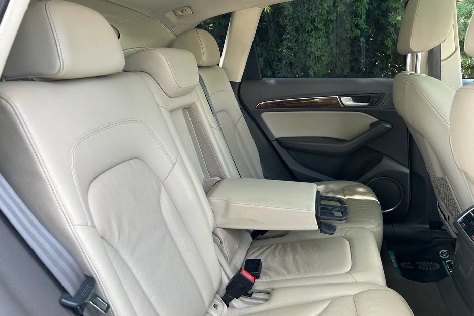Продам Audi Q5 2013 года в Черновцах