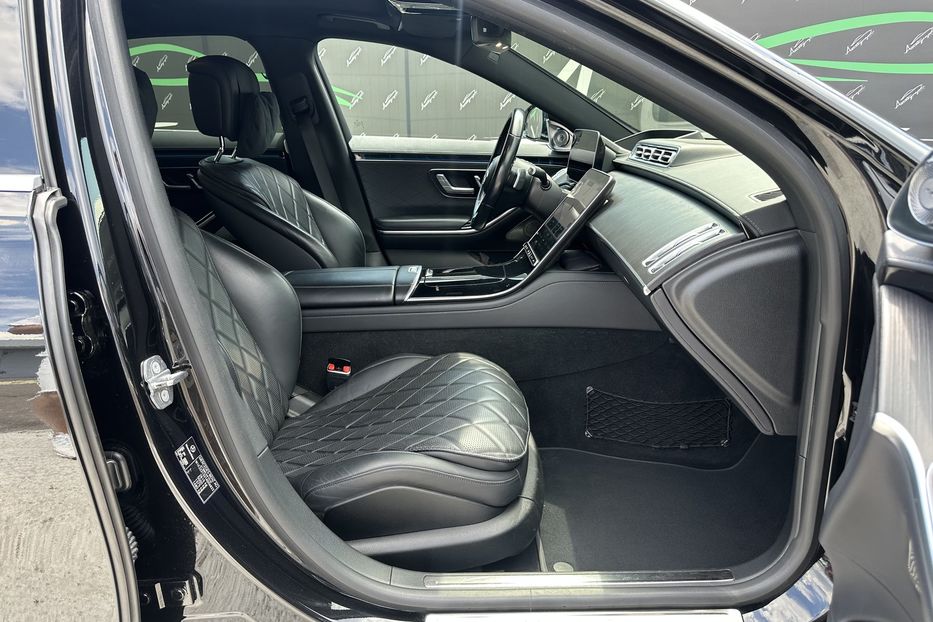 Продам Mercedes-Benz S-Class 400d Long 4Matic AMG 2020 года в Киеве