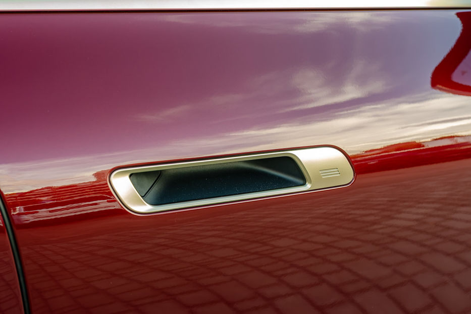 Продам BMW iX 40 Xdrive 2022 года в Киеве