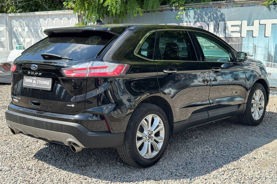 Продам Ford Edge Titanium 2022 года в Киеве
