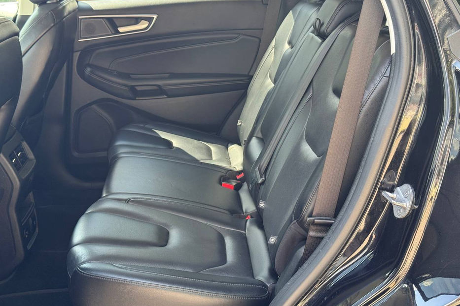 Продам Ford Edge Titanium 2022 года в Киеве