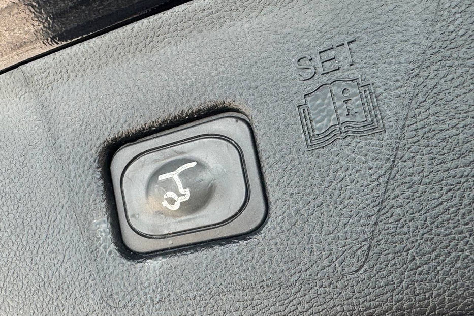 Продам Ford Edge Titanium 2022 года в Киеве
