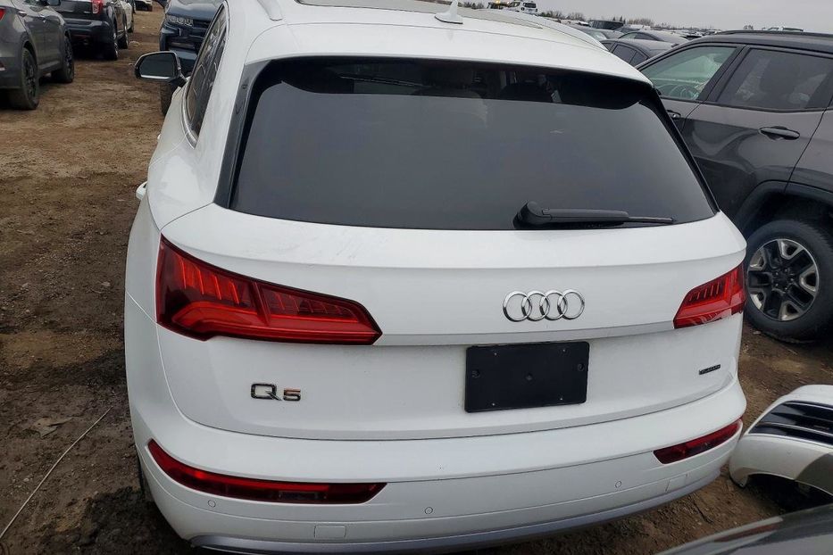 Продам Audi Q5  Premium Plus 9983 2019 года в Львове