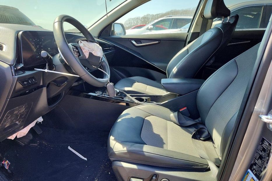 Продам Kia Niro  Wind 7786 2024 года в Львове