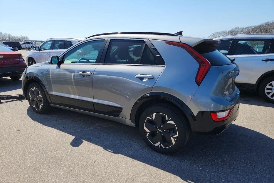 Продам Kia Niro  Wind 7786 2024 года в Львове