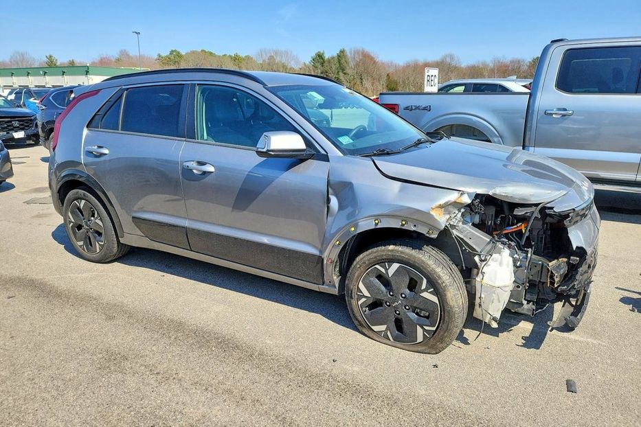 Продам Kia Niro  Wind 7786 2024 года в Львове