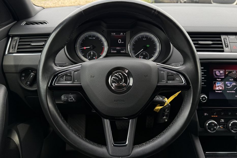 Продам Skoda Octavia A7 2.0ТDI 150к/с КОЛЕСА FULL LED 2020 года в Львове