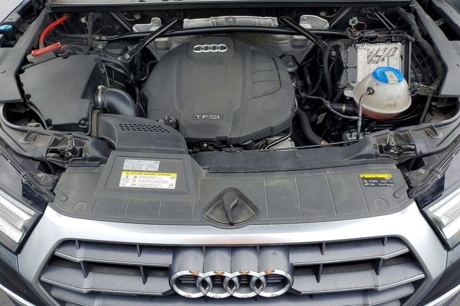 Продам Audi Q5 Premium  3383 2018 года в Львове