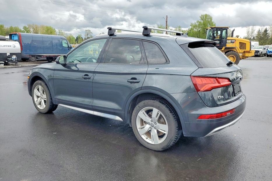 Продам Audi Q5 Premium  3383 2018 года в Львове