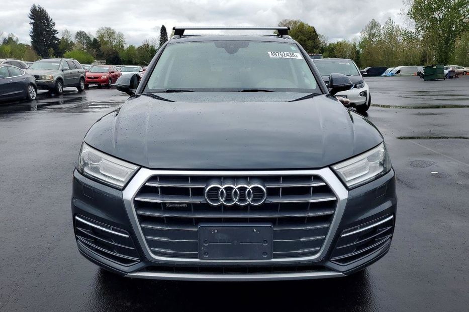 Продам Audi Q5 Premium  3383 2018 года в Львове