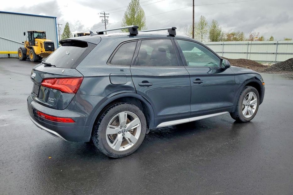 Продам Audi Q5 Premium  3383 2018 года в Львове