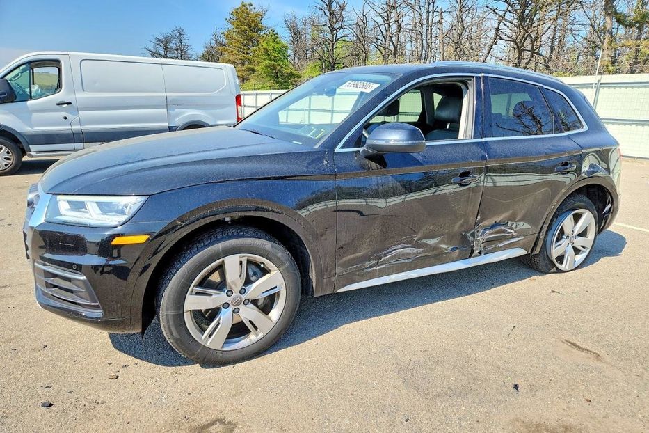 Продам Audi Q5  Premium Plus 8539 2018 года в Львове