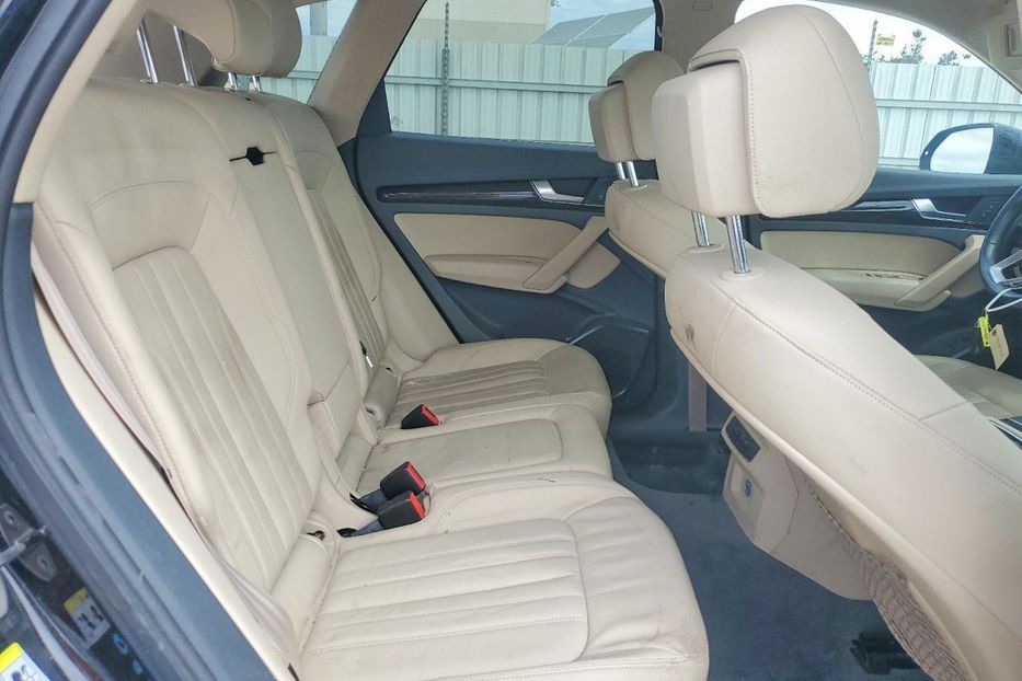 Продам Audi Q5 Premium Plus  3395 2018 года в Львове