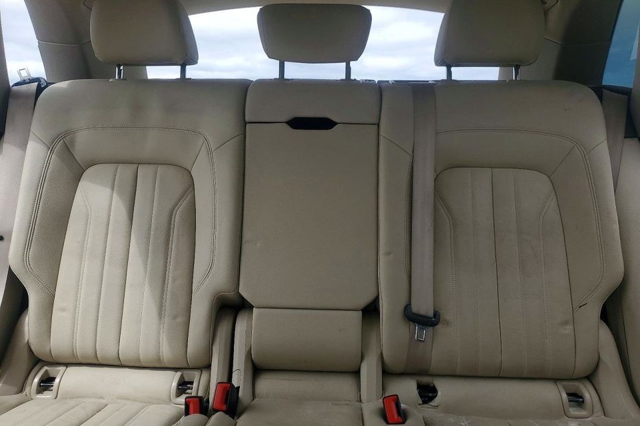 Продам Audi Q5 Premium Plus  3395 2018 года в Львове