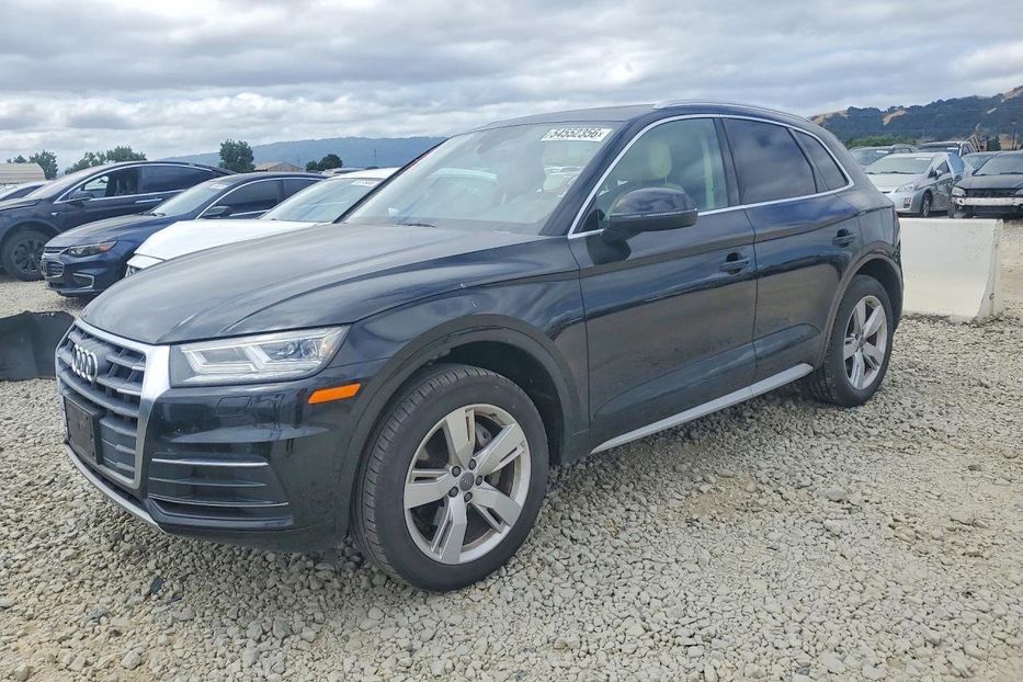Продам Audi Q5 Premium Plus  3395 2018 года в Львове