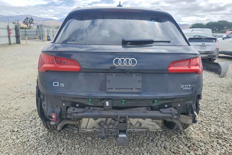 Продам Audi Q5 Premium Plus  3395 2018 года в Львове