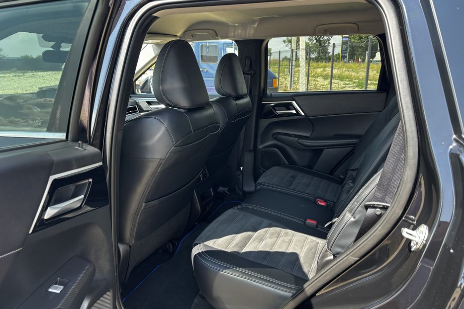 Продам Mitsubishi Outlander PLUG-IN HYBRID 2024 года в Львове