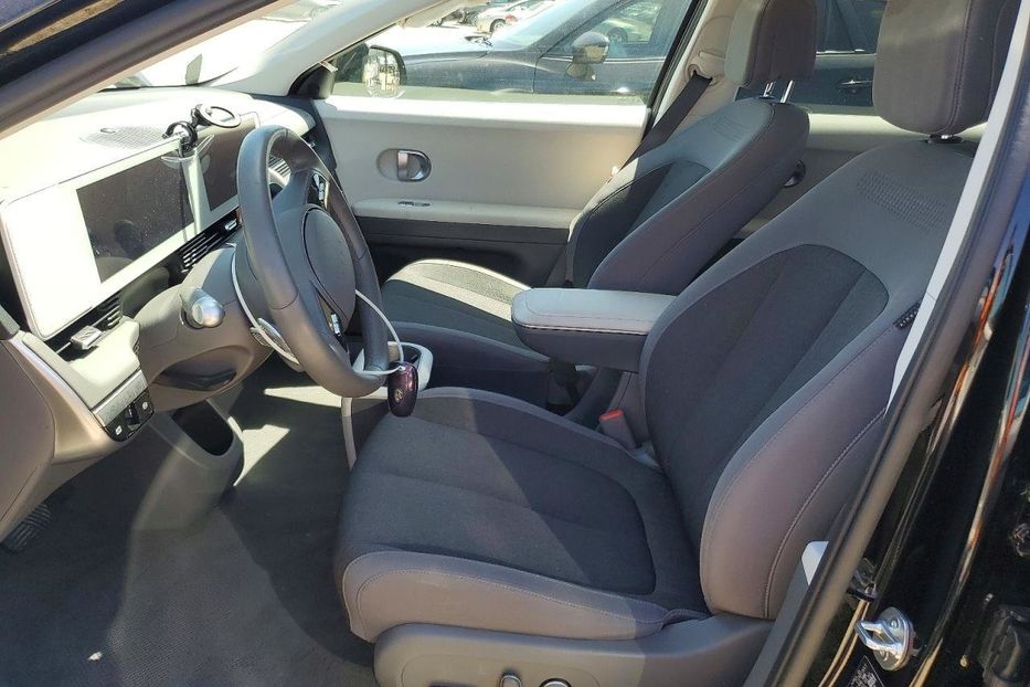Продам Hyundai Ioniq Sel 3167 2024 года в Львове