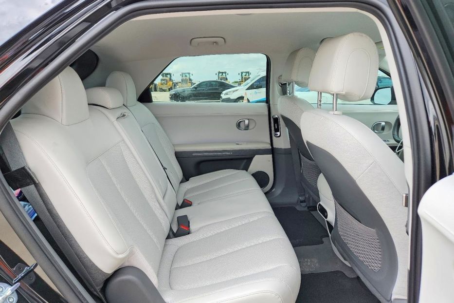 Продам Hyundai Ioniq Sel 2099 2023 года в Львове