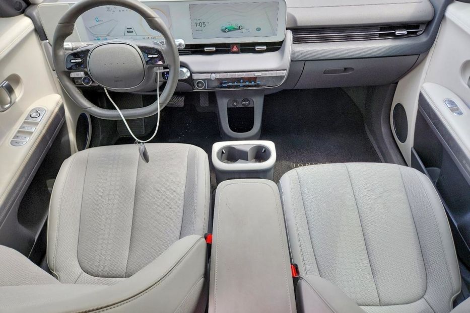 Продам Hyundai Ioniq Sel 2099 2023 года в Львове