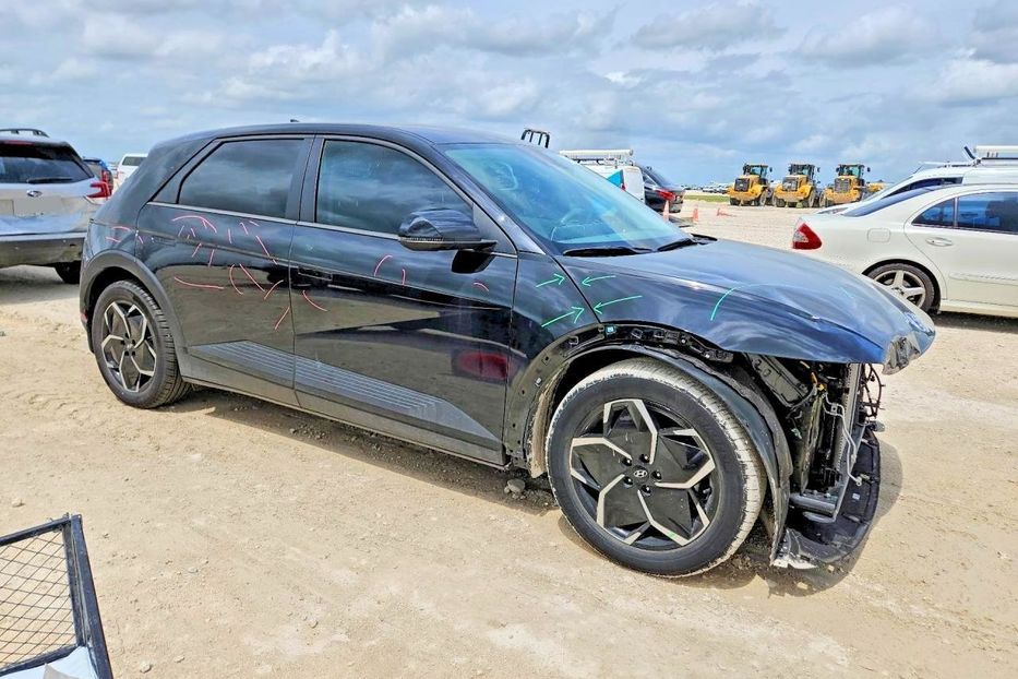 Продам Hyundai Ioniq Sel 2099 2023 года в Львове