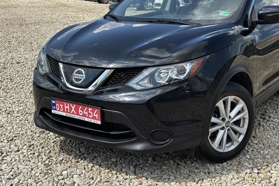 Продам Nissan Rogue Sport 2.0 4х4  2019 года в Львове