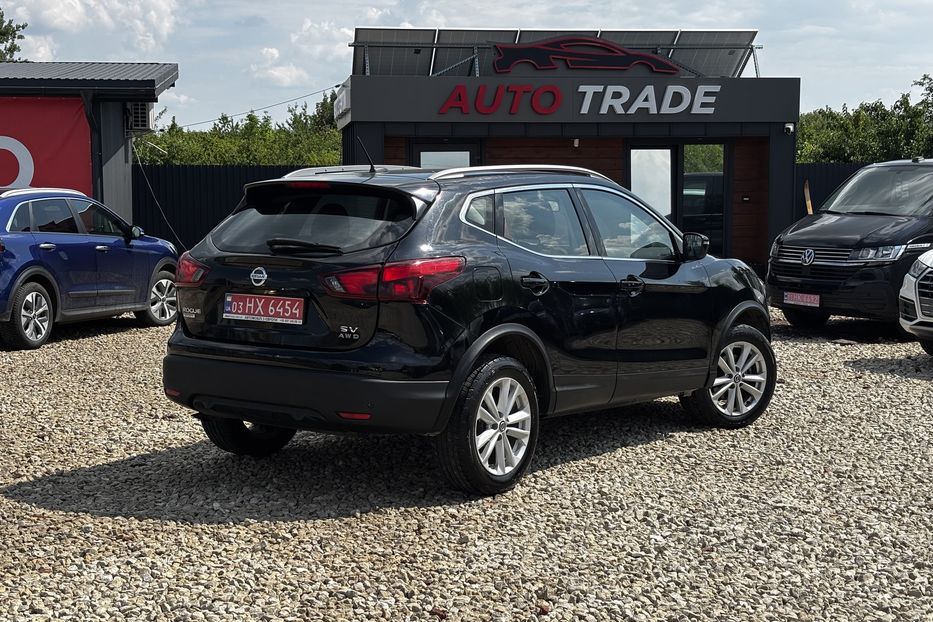 Продам Nissan Rogue Sport 2.0 4х4  2019 года в Львове